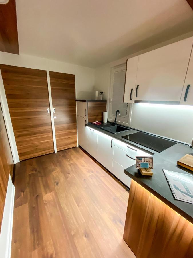 Ferienwohnung Sh Porto 1 Floating House, Marina Portorož Exterior foto